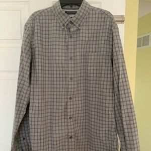 Banana Republic gray plaid men's tailored slim-fit, button-down shirt, M
